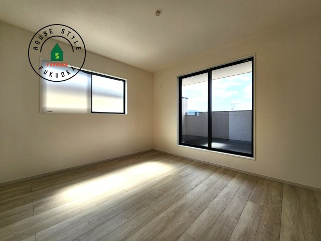 大野城市南ヶ丘2丁目第3-2棟（1号棟）の寝室|主寝室には収納力に優れたクローゼットがありますので、お部屋もすっきり片付きます。