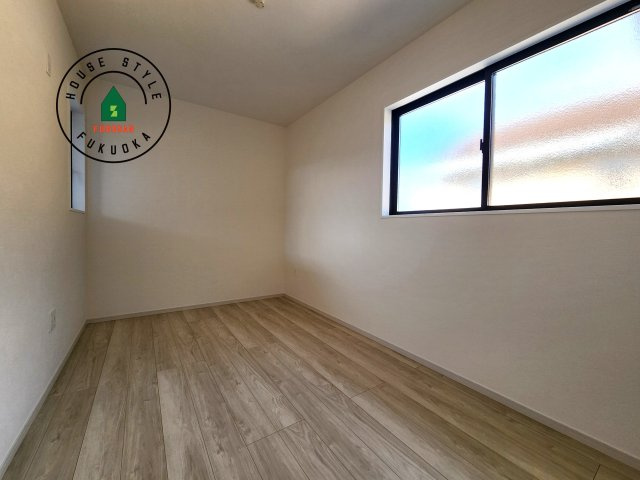 大野城市南ヶ丘2丁目第3-2棟（1号棟）の子供部屋|穏やかな光が差し込む室内には、穏やかな時間が流れます。