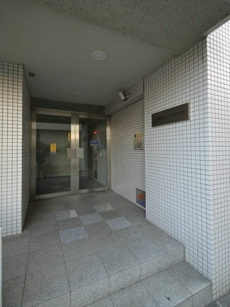 一番町ヒューマンビルのエントランス