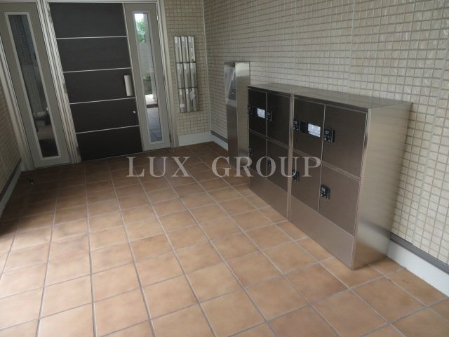 【エントランス】 | サンヴィレッジ中河原