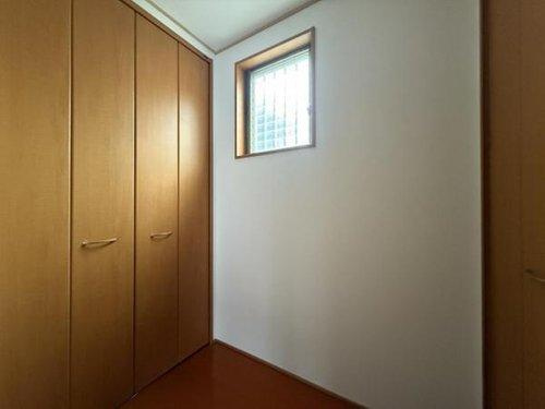 知多市八幡字堀切の収納|1階納戸☆