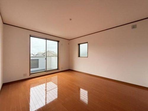 知多市八幡字堀切のその他|2階洋室約11帖　主寝室におすすめ♪