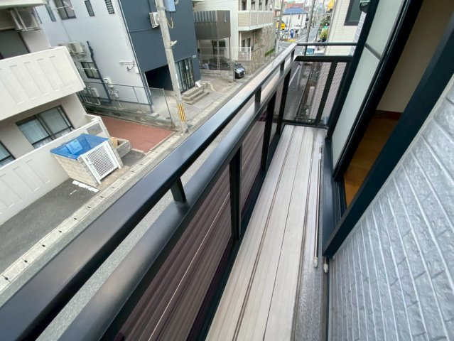 森南町3丁目貸家のバルコニー