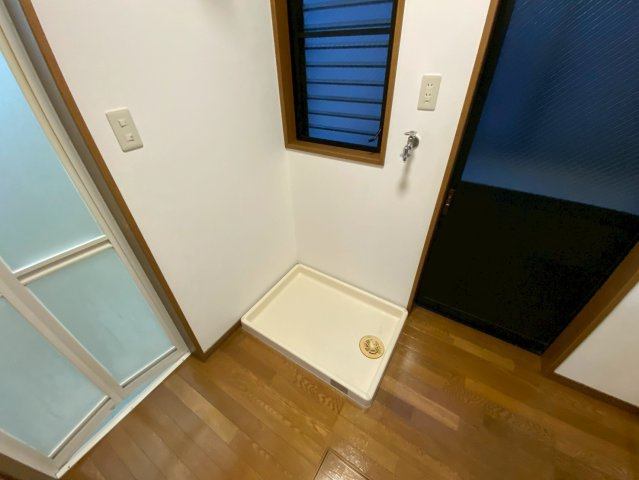 森南町3丁目貸家の玄関