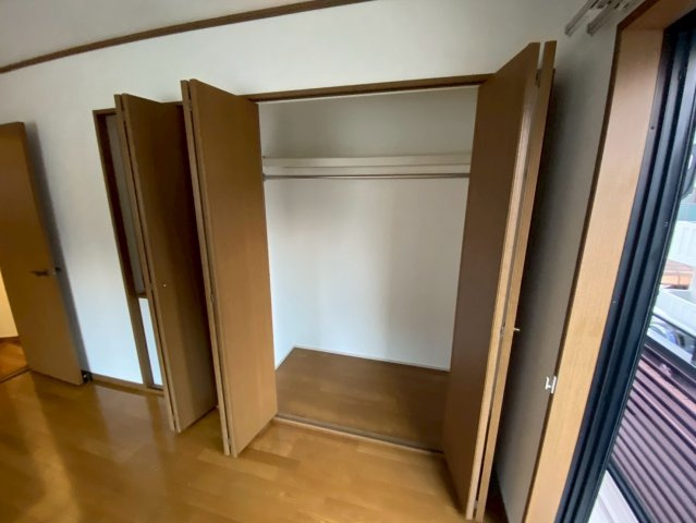 森南町3丁目貸家の収納