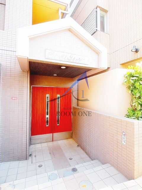 エヴァーグリーンのエントランス|エントランスです。