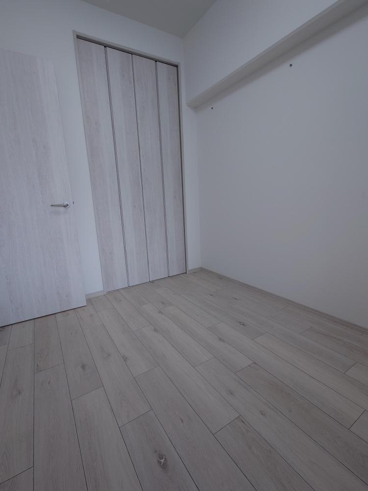 アミング潮江プラストA棟の洋室