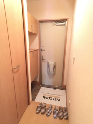 【玄関】 | エクレール下栗 Ａ | 玄関内