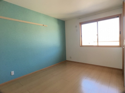 【洋室】 | ラ・ルミエール | 北西・洋室