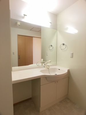 【洗面所】 | ラ・ルミエール | カウンター洗面台