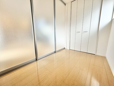 【洋室】 | シャトード新 | 洋室