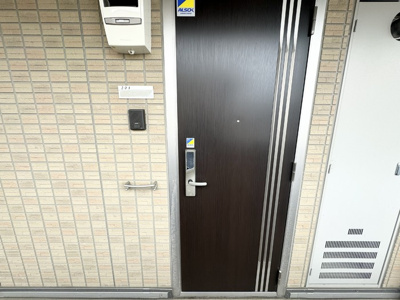 【玄関】 | シャトード新 | 玄関（外）