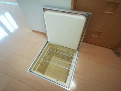 【収納】 | アルシオネ Ⅱ | 床下収納