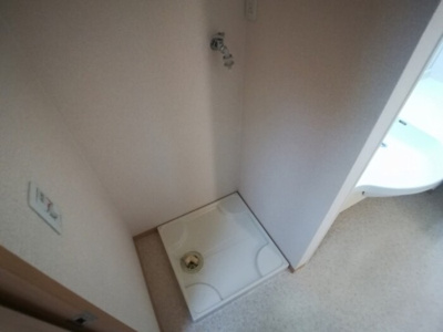 【設備】 | アルシオネ Ⅱ | 洗濯機置き場