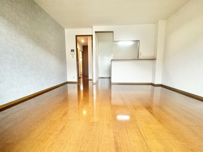 【居間・リビング】 | プレアデス･コート Ｄ | LDK（別角度）