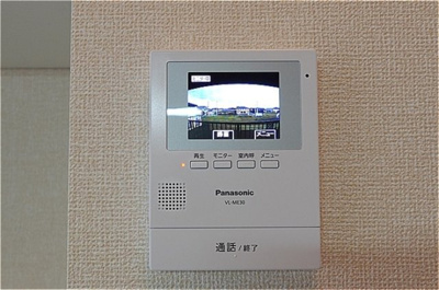 【セキュリティ】 | イノセントワールド 六番館 | 録画機能付きカラーモニターインターホン