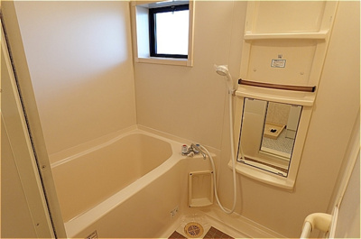 【浴室】 | イノセントワールド 六番館 | 浴室