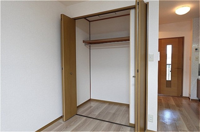 【収納】 | イノセントワールド 六番館 | クローゼット