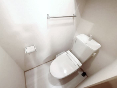 【トイレ】 | セレッソ | 温水洗浄暖房便座付き