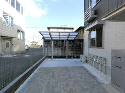 【その他共用部分】 | フロレゾン | 駐輪場