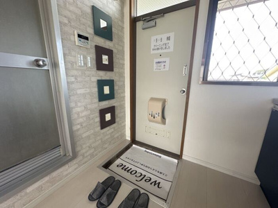 【玄関】 | サンタヒルズ御幸本町 1号棟 | 玄関