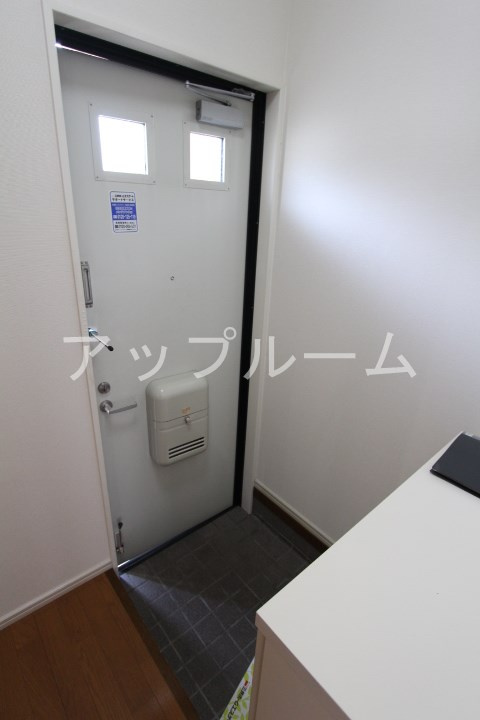 ルミエール吉根の玄関