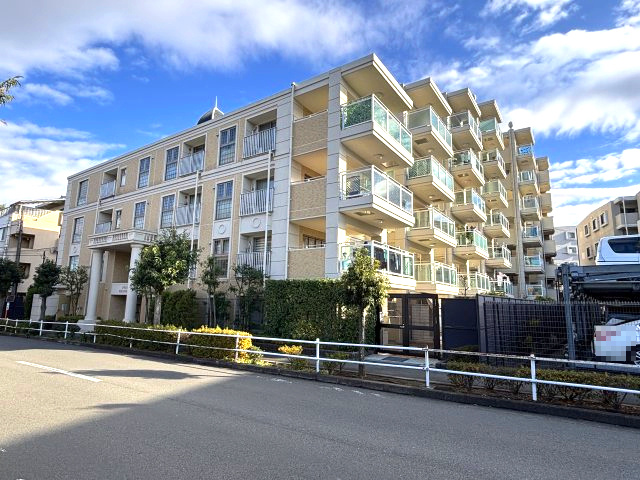 ヴェレーナ京王堀之内の画像