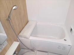 アンジュール西落合の浴室