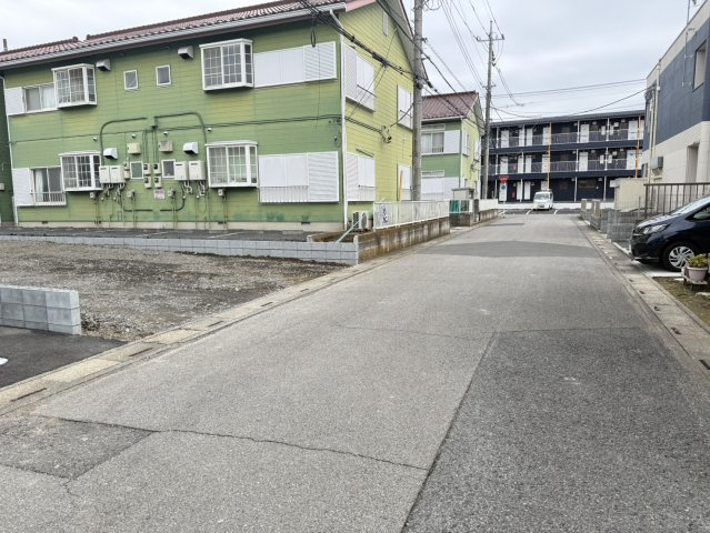 越谷市東大沢1丁目　売地の前面道路含む現地写真|前面道路含む現地写真です