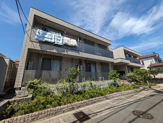 Ｍｏｎｔｒｏｕｇｅ　モンルージュ