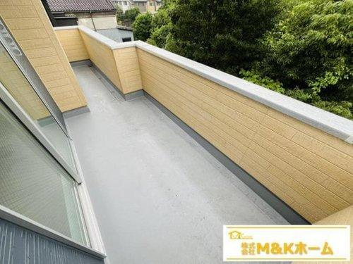 知多市八幡字堀切　全3棟　3号棟のバルコニー|2部屋から行き来できるバルコニー☆