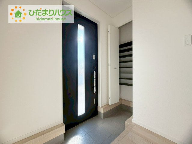 郡山市日和田　第23　2号棟の玄関|玄関がひろいので親子で並んで仲良く靴が履けますね(^^)/