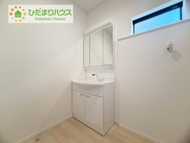 郡山市日和田　第23　2号棟の独立洗面台|シンプルで使い勝手の良い独立洗面台！