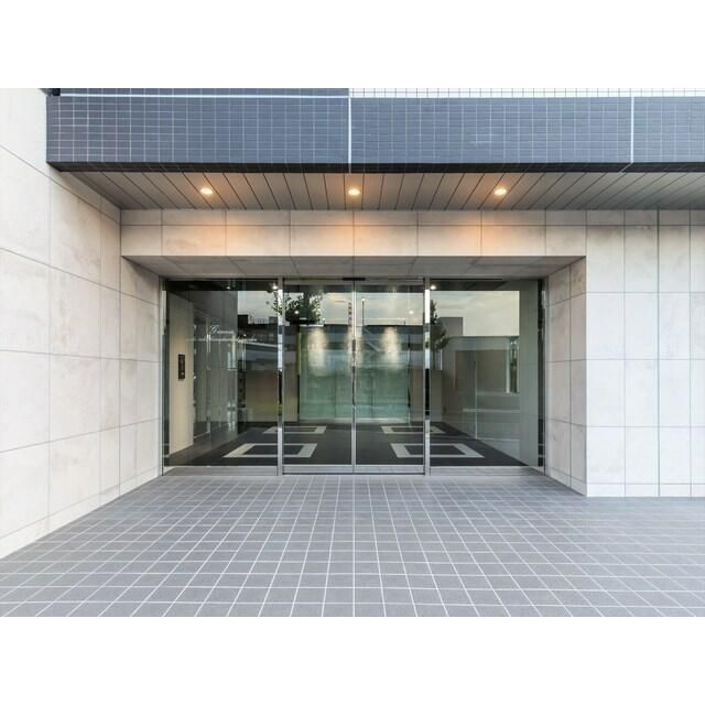 ＧＥＮＯＶＩＡ西高島平ｓｋｙｇａｒｄｅｎのエントランス