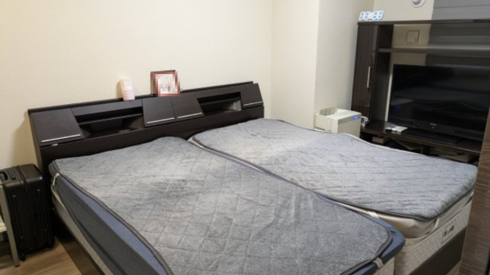 レーベン富士青葉通りプレジデンスタワー　富士市青島町の洋室|寝室や子供部屋におすすめの洋室になっています。大切な衣類を収納できるWICがあります。