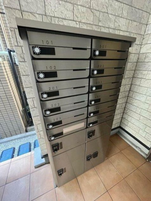 【その他共用部分】 | Mercury | 宅配ボックスで留守中のお届け物も安心