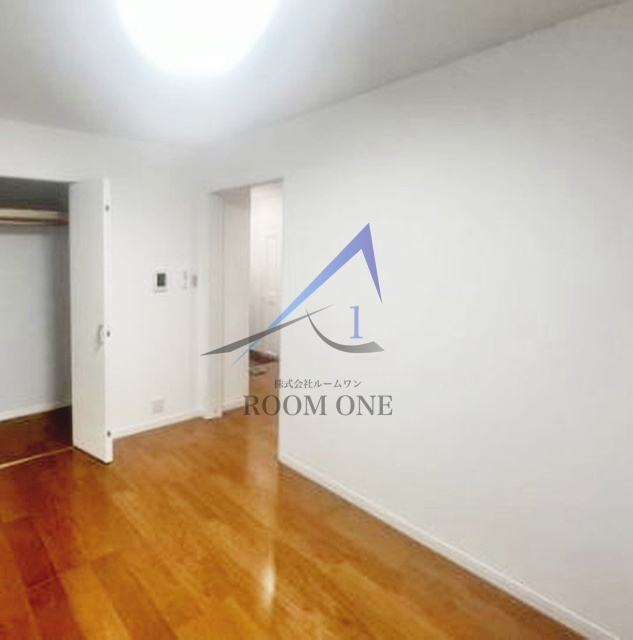 メゾン秋山の居間・リビング|洋室のお部屋です。