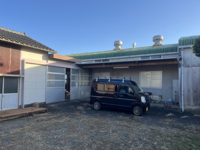 【外観】 | 牧之原市大寄　工場倉庫付き住宅 | 工場は使い方がいろいろ考えられますね！