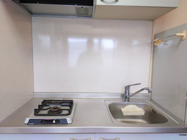 売中古戸建　静岡市清水区神田町のキッチン|2階のミニキッチンです！