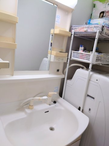 売中古戸建　静岡市清水区神田町の独立洗面台