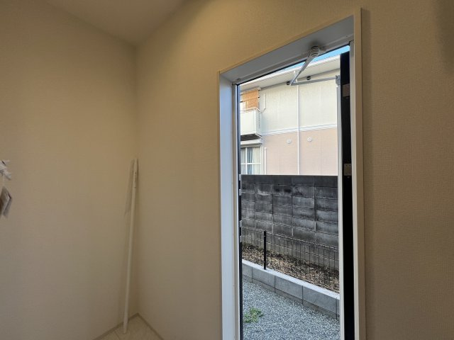 ～サンタフェ鑑賞中に着く魅惑の新築戸建～これであなたもVictory6【瀬谷区宮沢2丁目】の内装|明るい色調の室内です