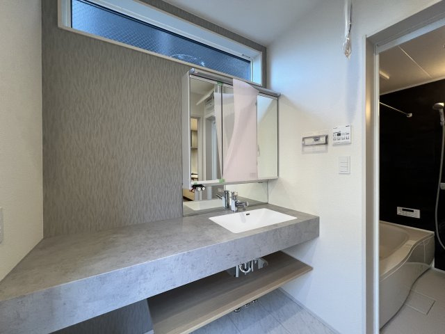 ～サンタフェ鑑賞中に着く魅惑の新築戸建～これであなたもVictory6【瀬谷区宮沢2丁目】の独立洗面台|独立洗面台です