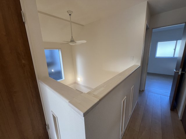 ～サンタフェ鑑賞中に着く魅惑の新築戸建～これであなたもVictory6【瀬谷区宮沢2丁目】の内装|明るい色調の室内です