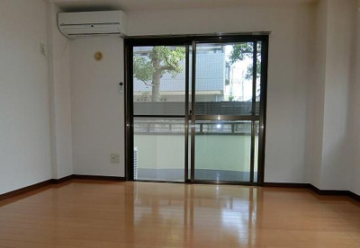 【寝室】 | Blossam Garden A