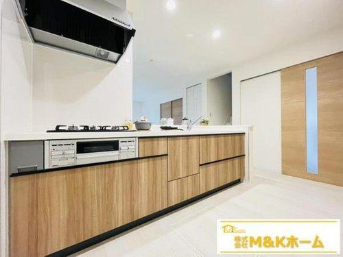 知多市八幡字堀切　全3棟　1号棟のキッチン|リビングが見渡せるカウンターキッチン☆