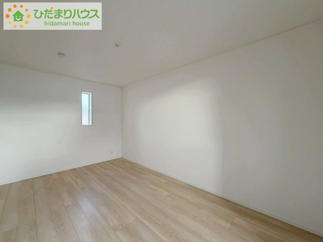 郡山市田村町金屋第5　新築戸建　2号棟の寝室|大きなベッドを置いても余裕の広さの主寝室♪♪