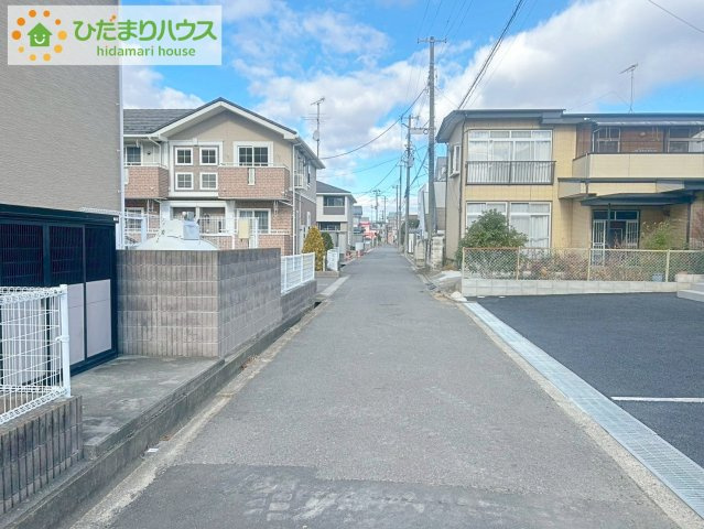 郡山市田村町金屋第5　新築戸建　2号棟の前面道路含む現地写真|小中学校が近く、お子様の通学も安心♪