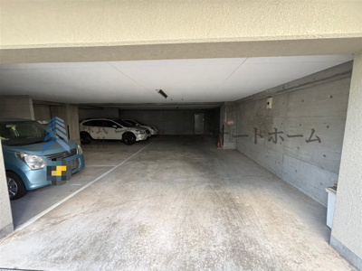 【その他】 | 甲南セゾン兵庫 | 半屋内平面駐車場♪