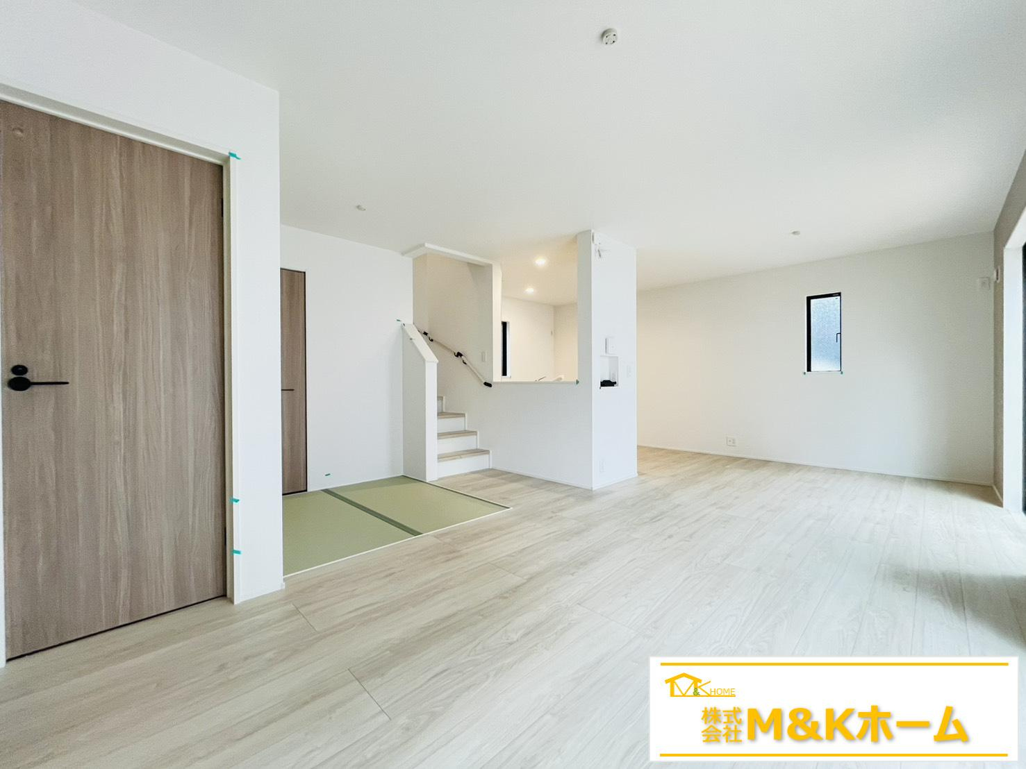 半田市瑞穂町7丁目　全4棟　3号棟の居間・リビング|LDK16.2帖♪