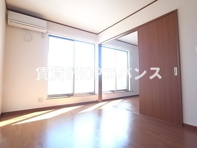 【居間・リビング】 | サンライズ三橋2